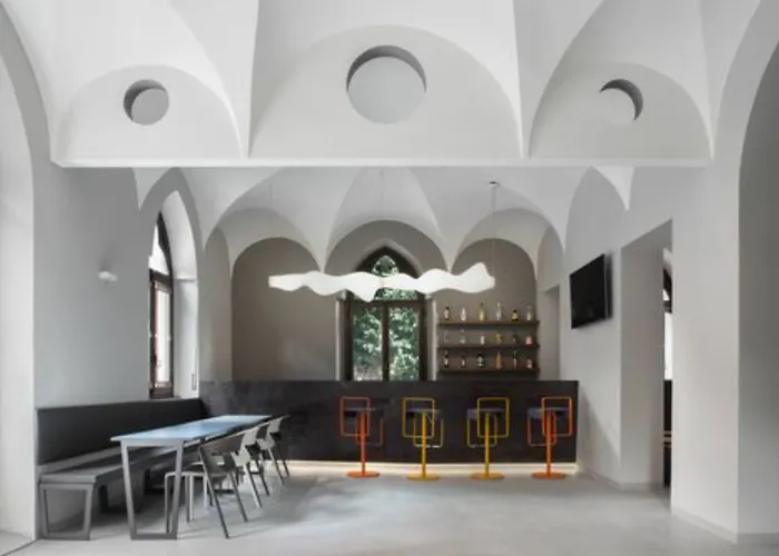 Szálloda Babila & Bistrot Milánó